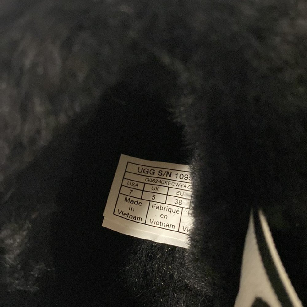 *Ugg Fluff Yeah Slide Black White Women's Size 7 - Picture 8 of 9